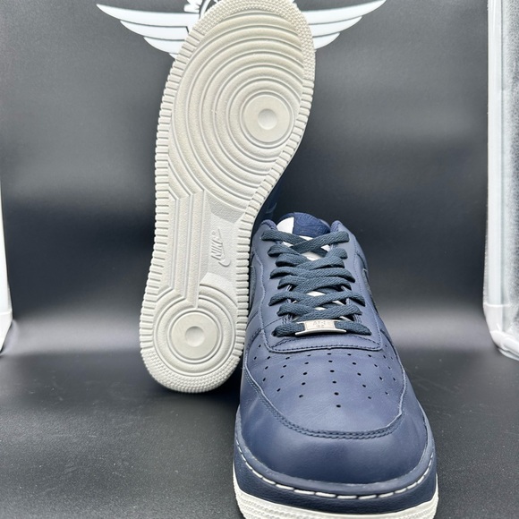 Nike Air Force One “Midnight Navy” men’s size 13 - Picture 5 of 6